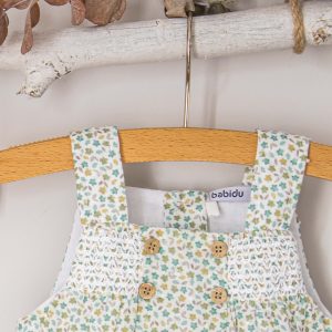 Peto con detalle nido de abeja